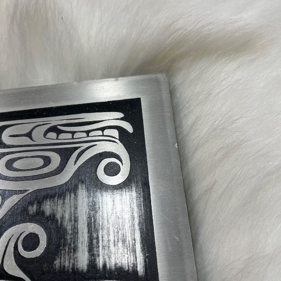 Vintage ' Sisiutl ' Inuit Etched Aluminum Plaque - Picture 5 of 6